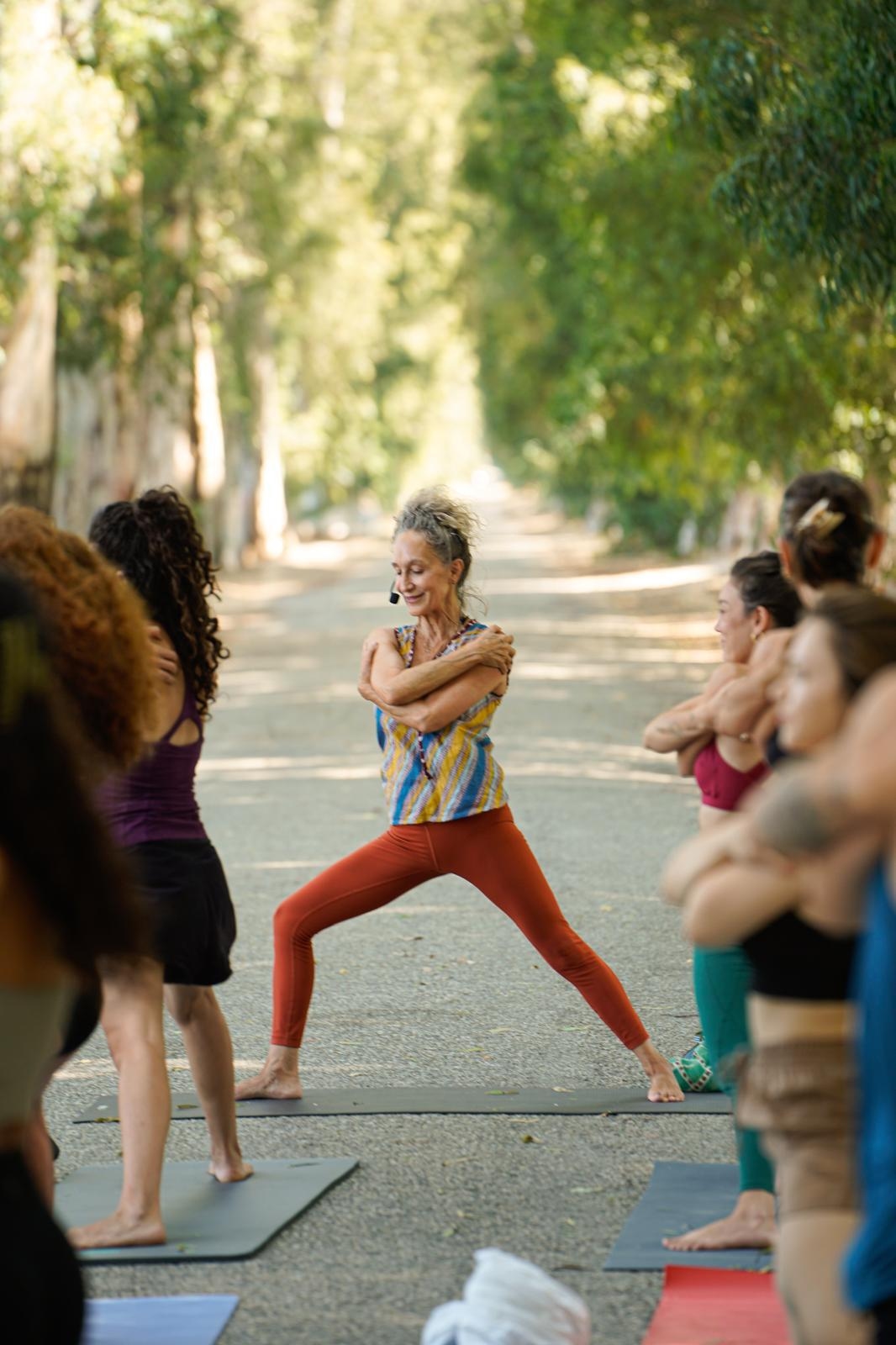 Dönüşümü Karşılamak - Asana, Nefes, Meditasyon