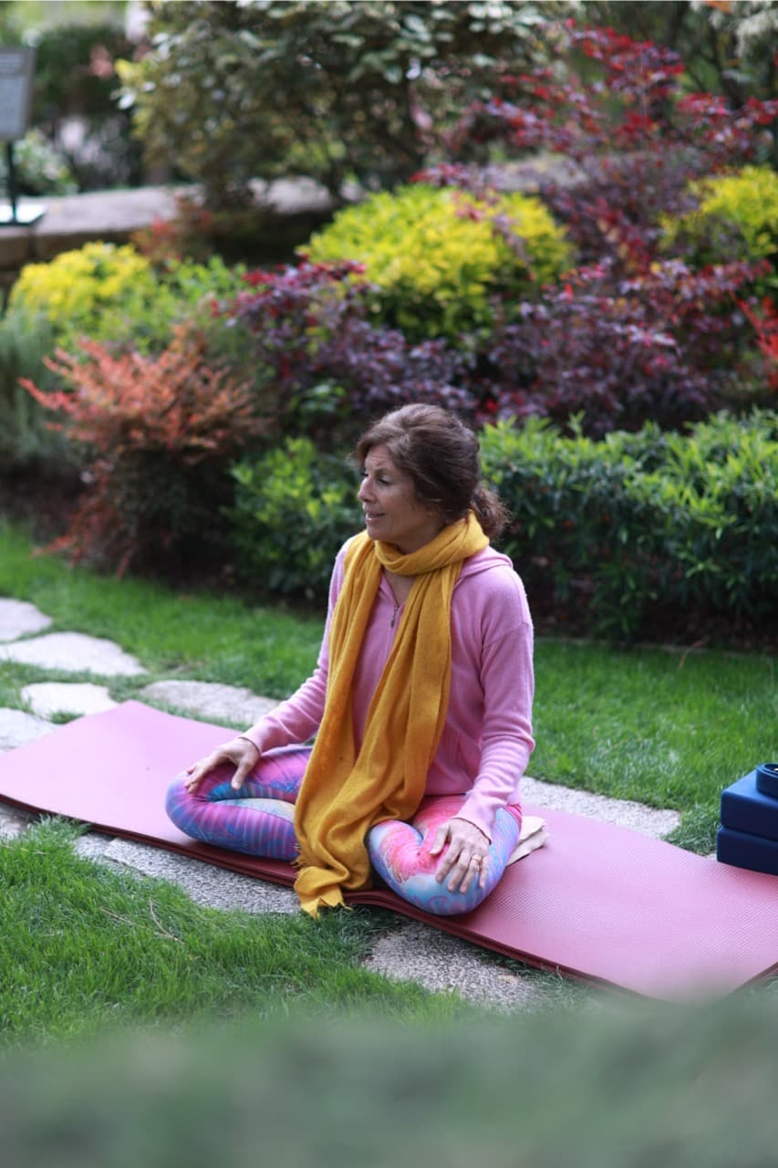 Toprak Elementi: Köklenme & Güven Yogası