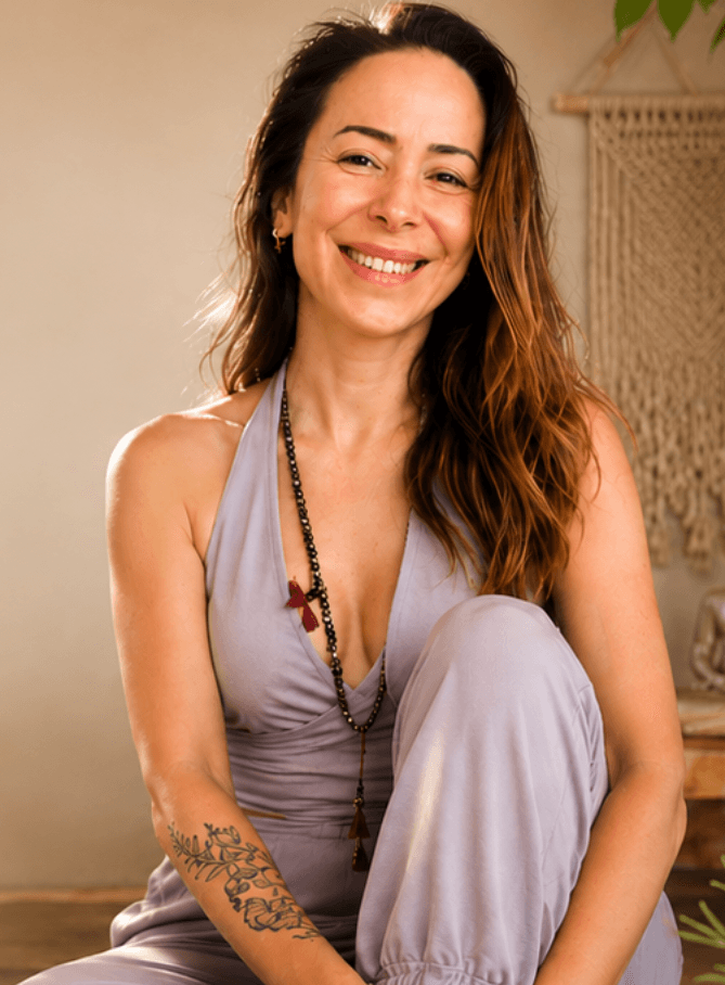 Şimdi ve Burada: Deniz Bağan’la Bir Yoga Dersi 