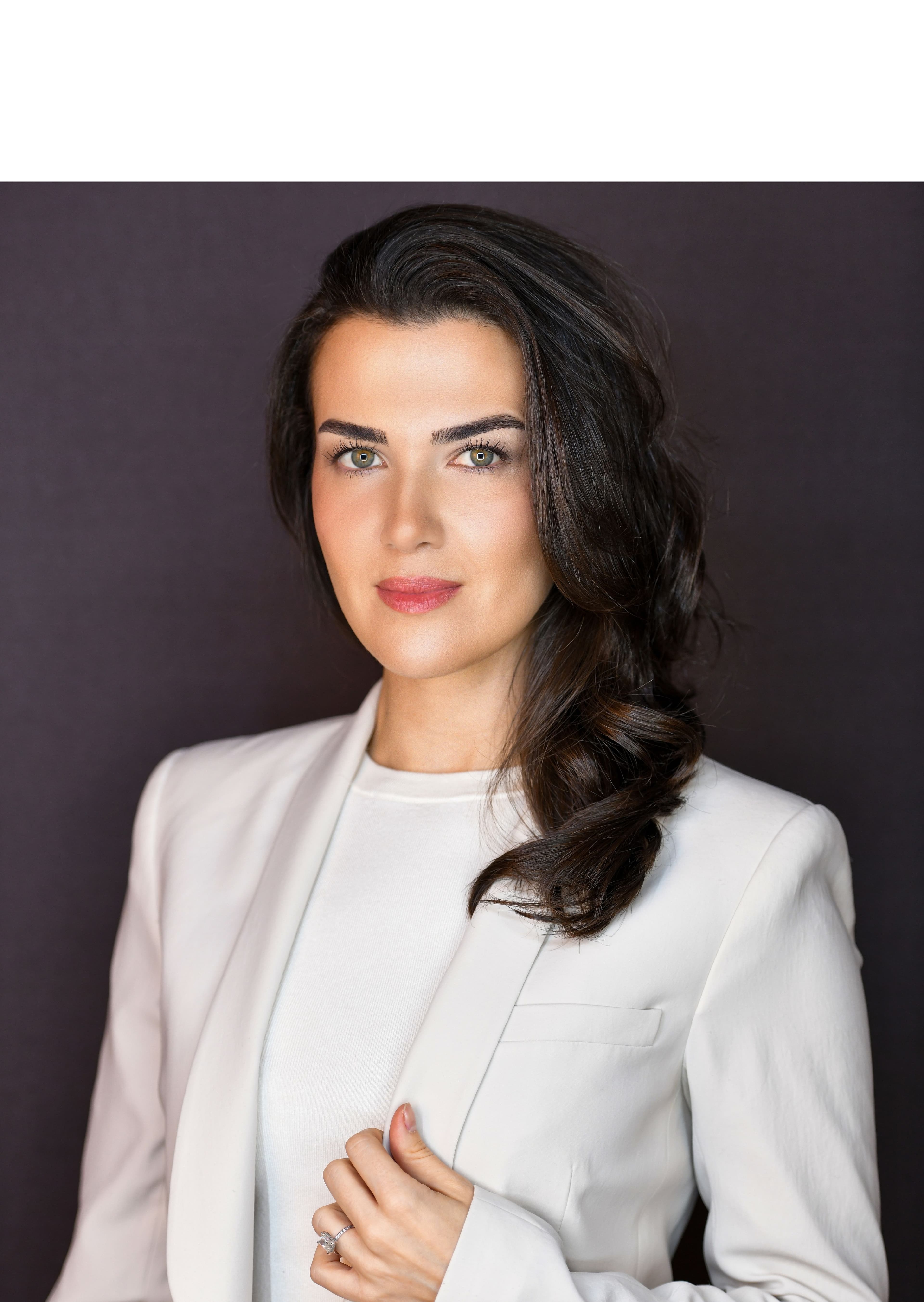 Lara Tuksal Adalı